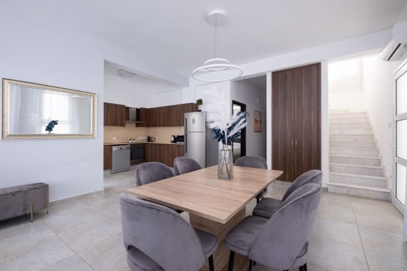 Villa in Dromolaxia, Larnaca, Cyprus 2 - 15479471