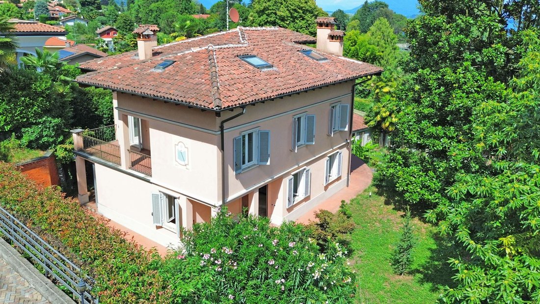 Villa in Meina, Piedmont, Italy 4 - 17062322