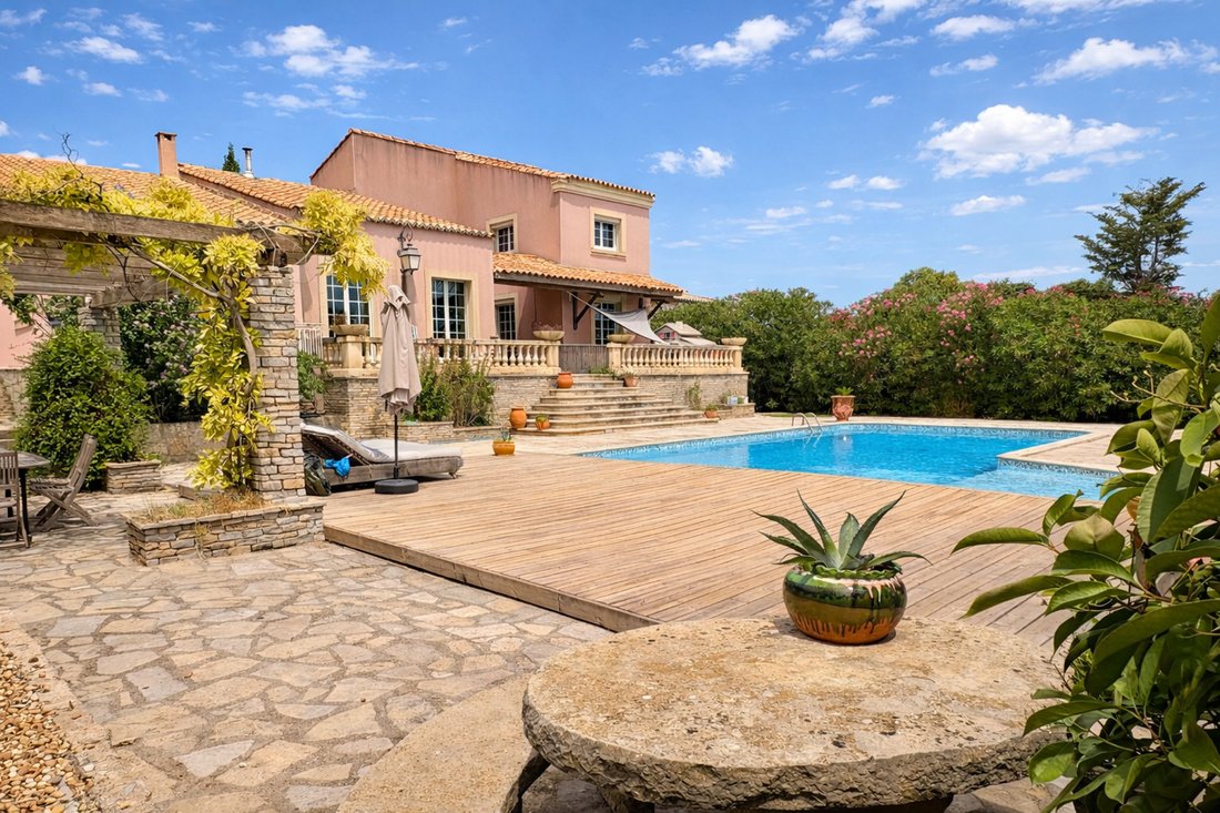 Villa in Poussan, Occitania, France 3 - 16498550