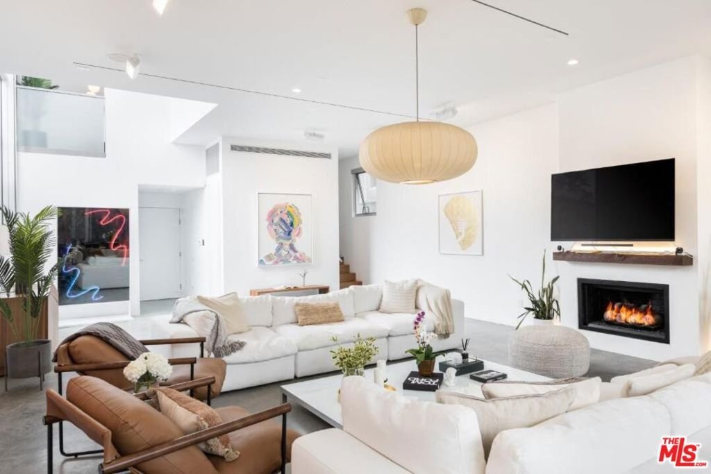 House in Los Angeles, California, United States 2 - 17063638