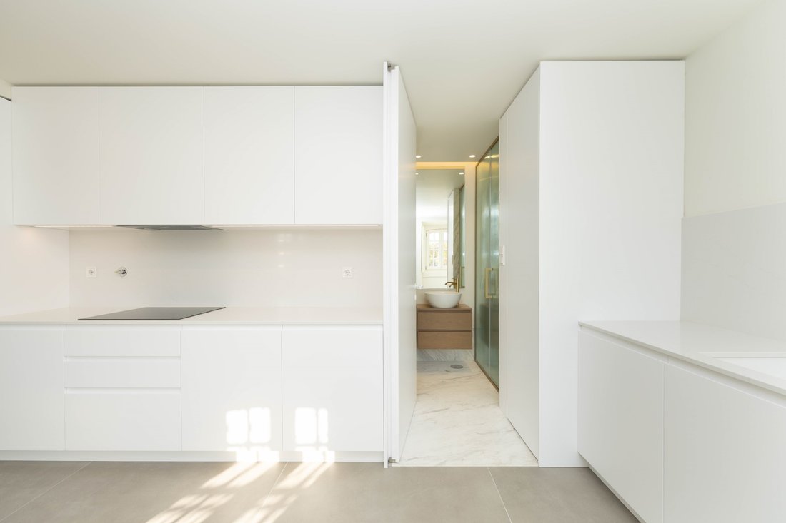 Apartment in Sao Domingos de Benfica, Lisbon, Portugal 4 - 16055356