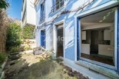 House in Arrondissement of Bobigny, Ile-de-France, France 4 - 17065406
