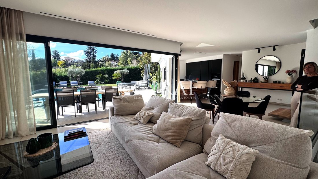 Villa in Saint-Paul-de-Vence, Provence-Alpes-Côte d'Azur, France 3 - 17064118