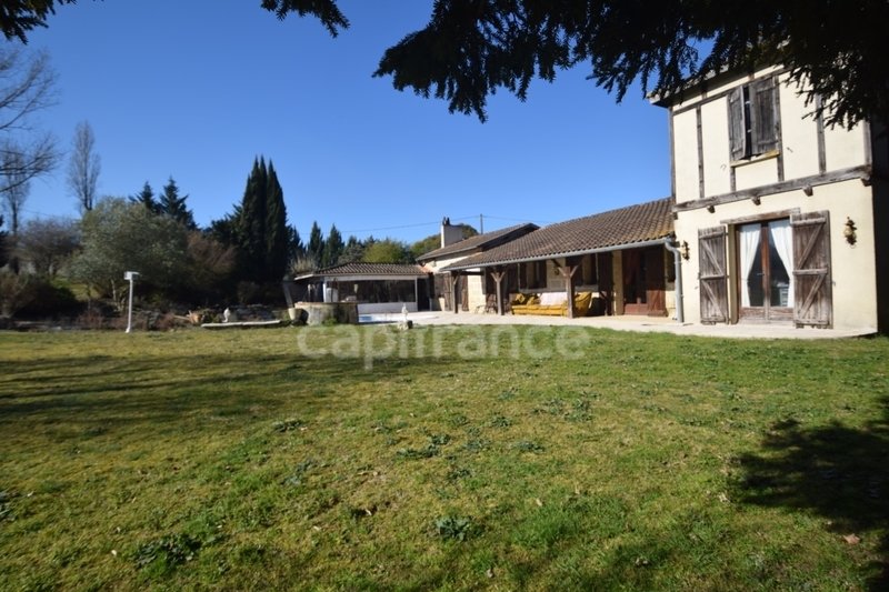 House in Puymiclan, Nouvelle-Aquitaine, France 1 - 17064622
