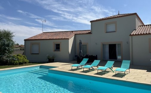 House in Machecoul, Machecoul-Saint-Meme, France 1
