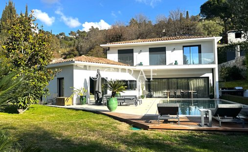 Villa in Saint-Paul-de-Vence, Provence-Alpes-Côte d'Azur, France 1