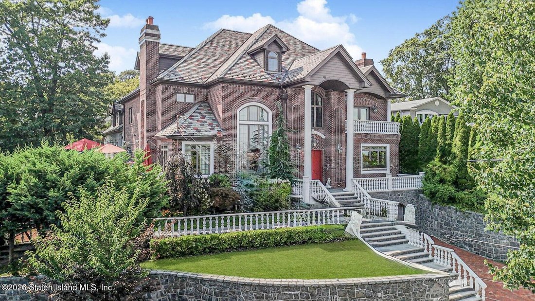 House in New York, New York, United States 1 - 16730541