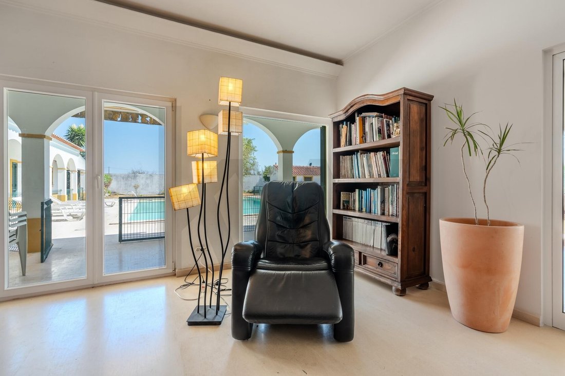 Townhouse in Salvaterra de Magos, Santarem District, Portugal 4 - 17066341