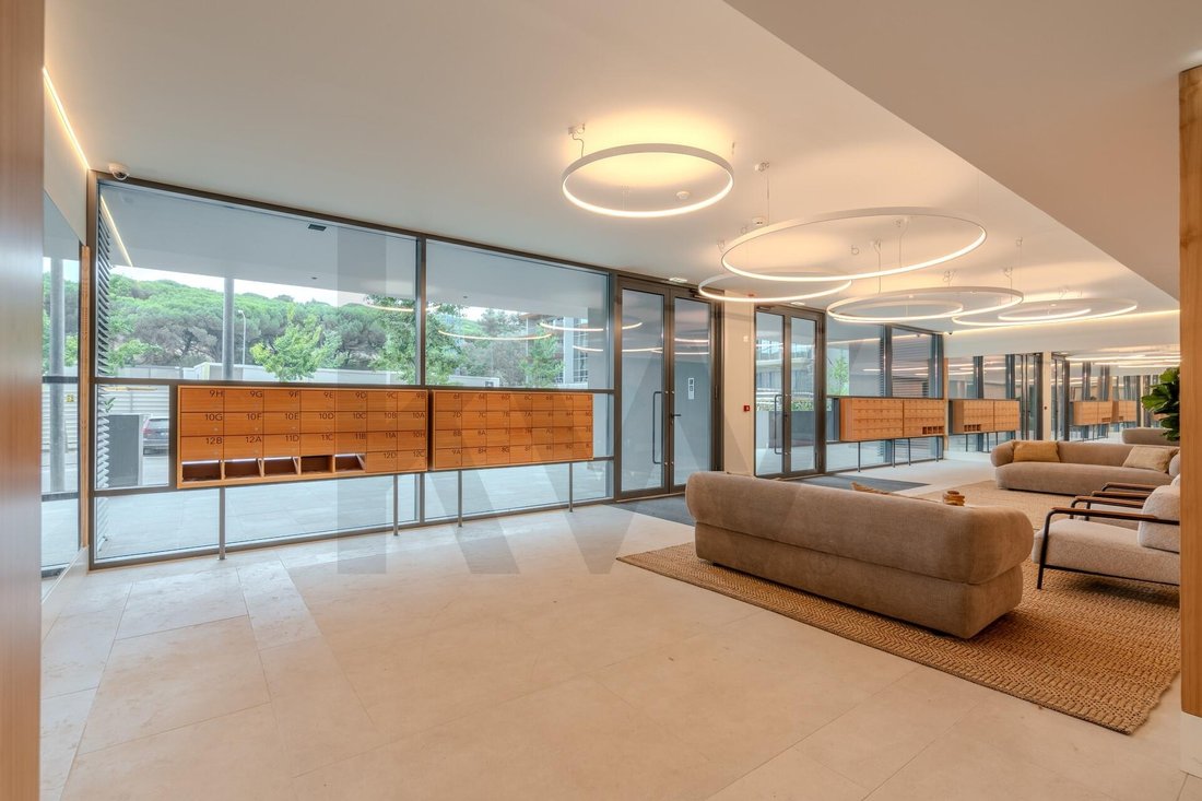Apartment in Alges, Lisbon, Portugal 4 - 17066142