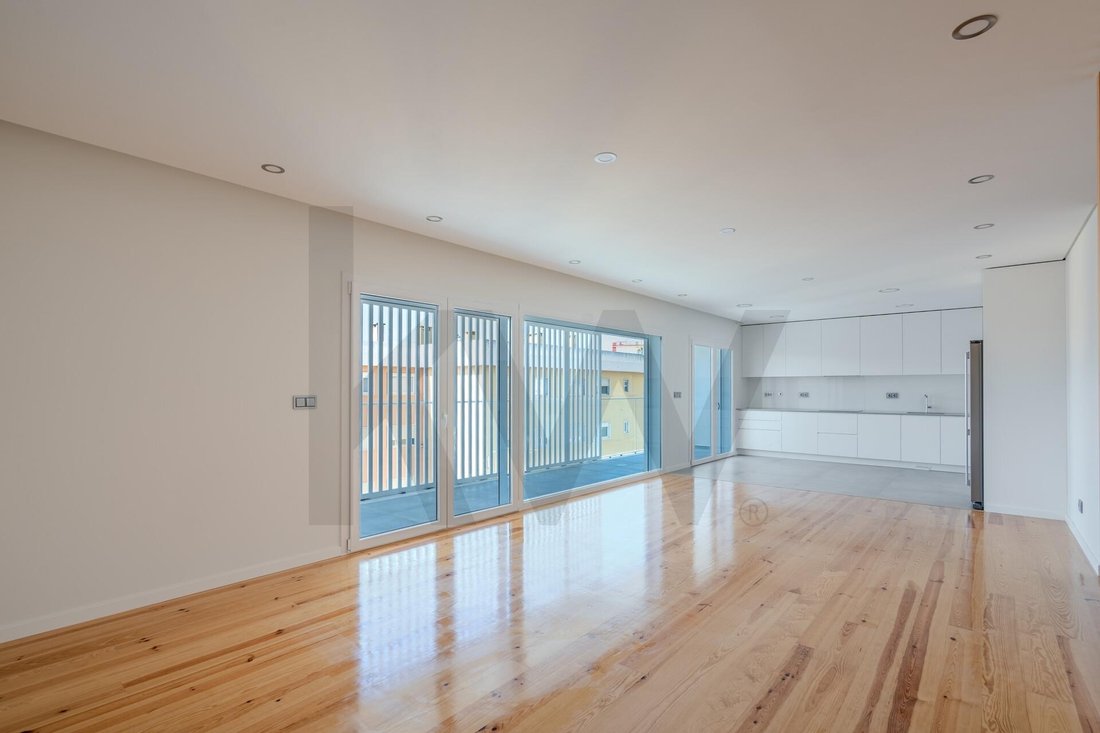 Apartment in Estoril, Cascais e Estoril, Lisbon 5 - 17066289