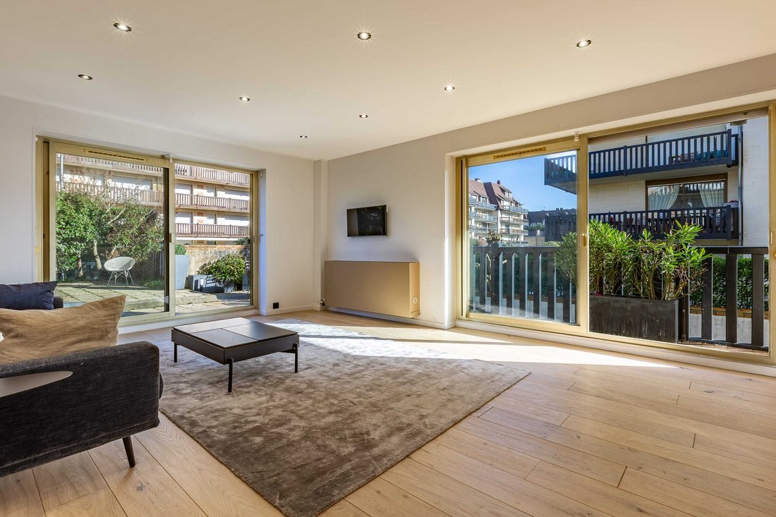 Apartment in Deauville, Normandy, France 1 - 16125228