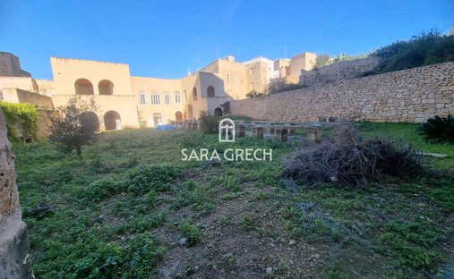 Villa in Pieta, Malta 1