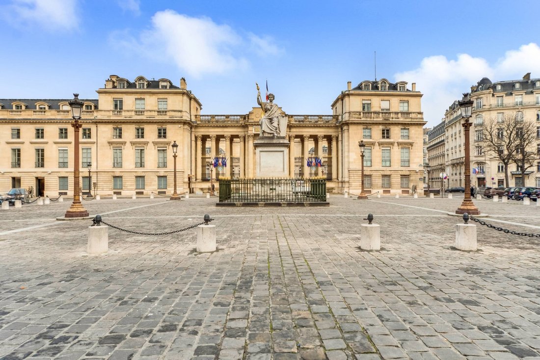 Apartment in Invalides, Paris 7e Arrondissement, Paris 1 - 17066062