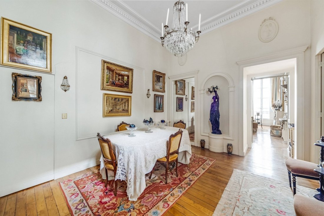 Apartment in Invalides, Paris 7e Arrondissement, Paris 4 - 17066062