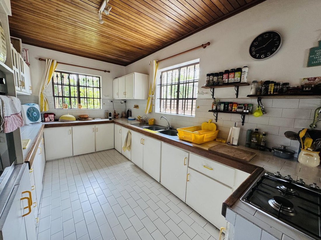 House in Tamarin, Rivière Noire District, Mauritius 4 - 17066122