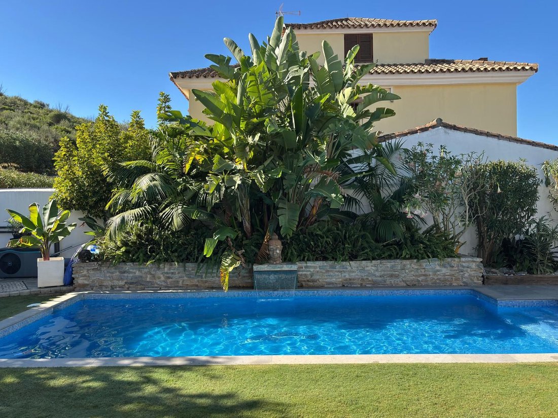 Villa in Casares, Andalusia, Spain 2 - 17066260