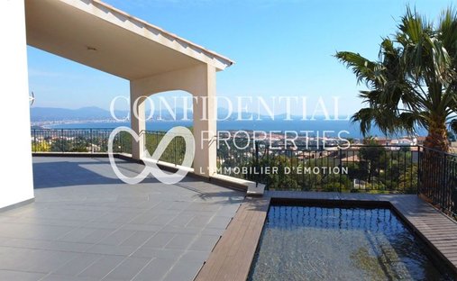 House in Frejus, Provence-Alpes-Côte d'Azur, France 1