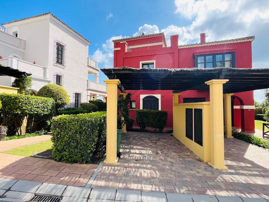 Villa in Sotogrande, San Roque, Andalusia 1 - 17066174