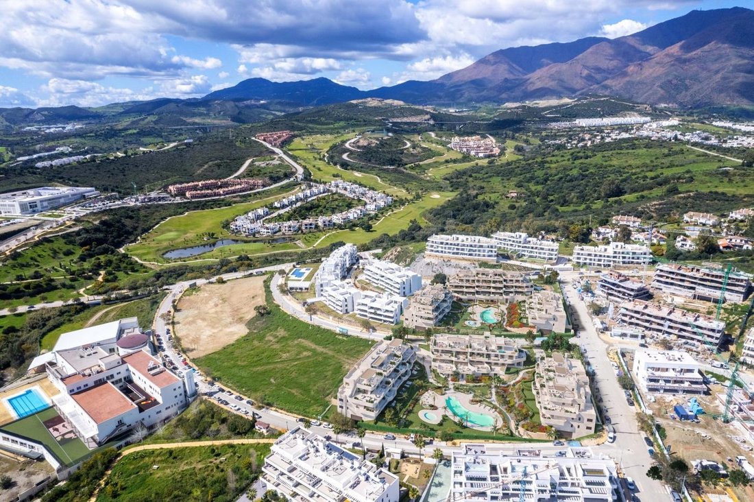 Penthouse in Estepona, Andalusia, Spain 4 - 17066097