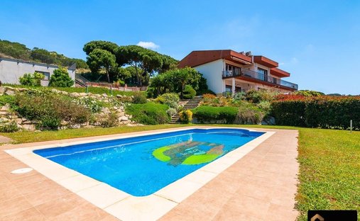 Country House in Argentona, Catalonia, Spain 1