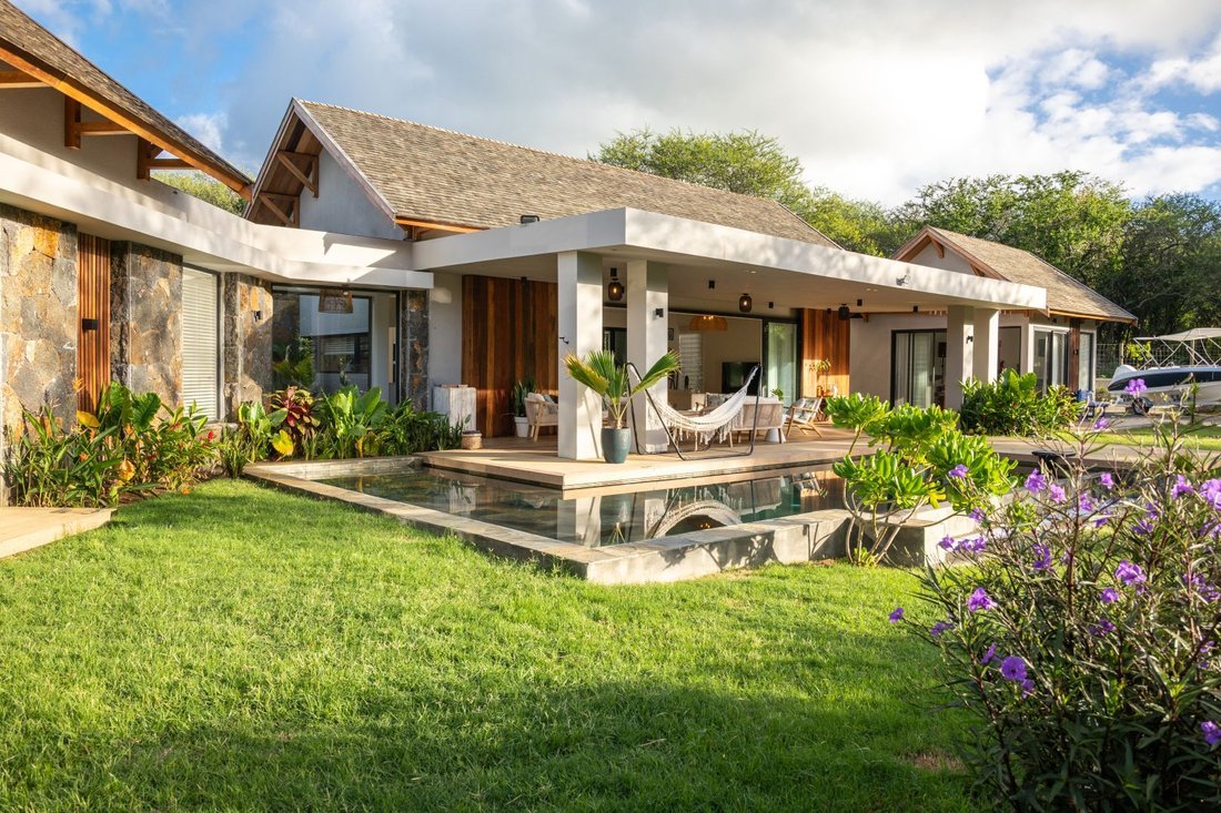 House in Case Noyale, Rivière Noire District, Mauritius 1 - 17066036