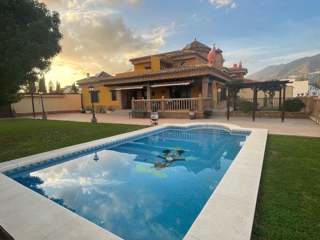 Villa in Las Lagunas de Mijas, Mijas, Spain 1 - 17066073