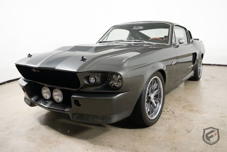 Coupe in Chatsworth, United States 4 - 17066297