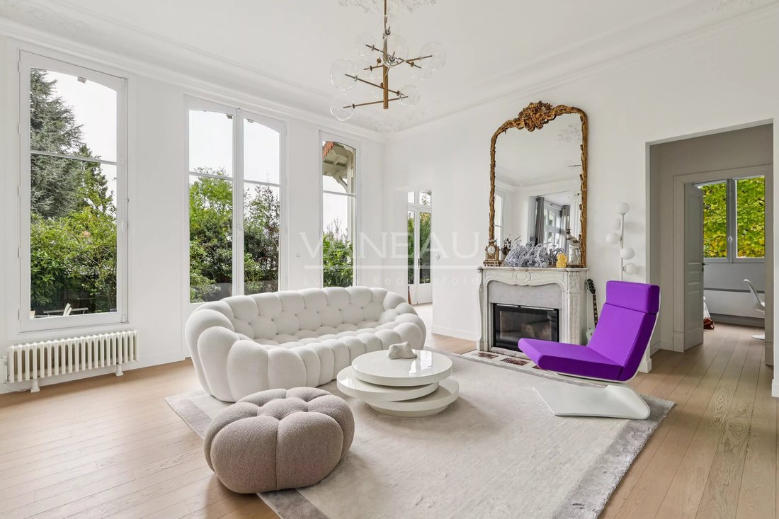 Apartment in Le Centre, Meudon, France 2 - 17062277