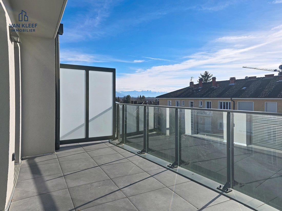 Appartement à Divonne-les-Bains, Auvergne-Rhône-Alpes, France 2 - 17067468