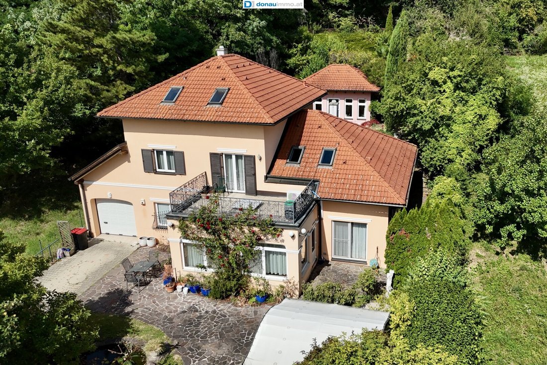 Traumhafte Architektenvilla: Einzigartiges Refugium In Panoramalage Von Eisenstadt