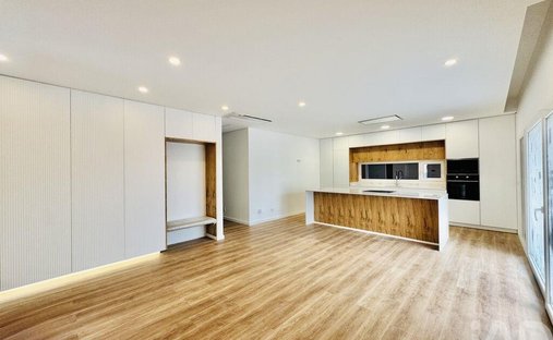 Townhouse in Fernao Ferro, Setubal, Portugal 1