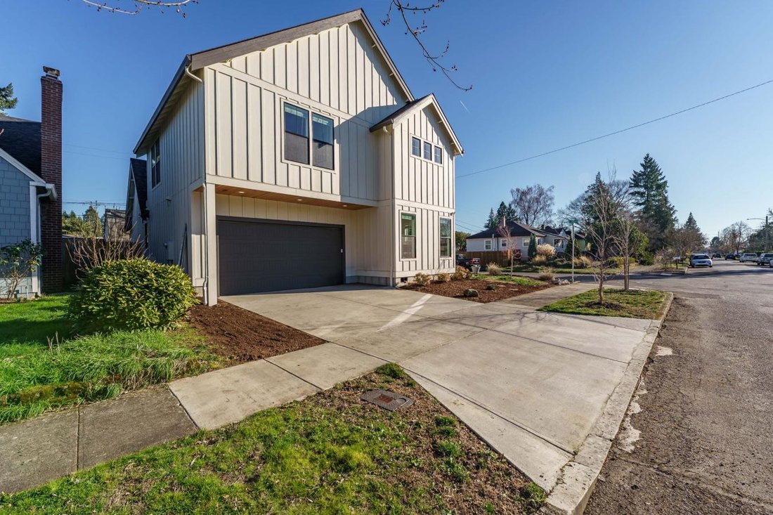House in Vancouver, Washington, United States 5 - 17066422