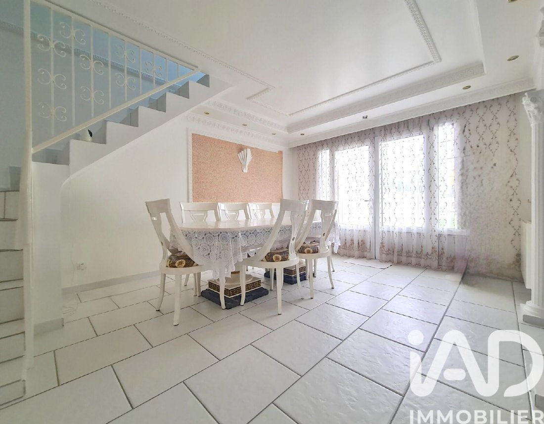 Maison à Montfermeil, Île-de-France, France 3 - 17067747