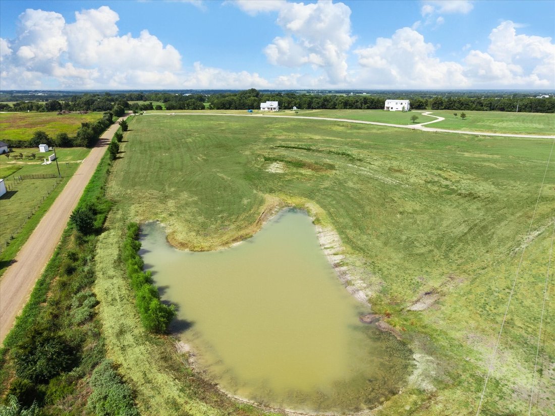 Land in Carmine, Texas, United States 3 - 16577179