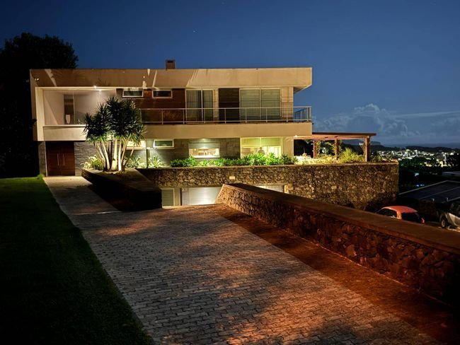 Villa in Rosto do Cao (Sao Roque), Azores, Portugal 1 - 17067559