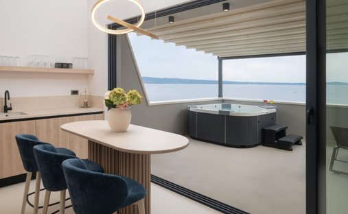 Villa in Miljevac, Split-Dalmatia County, Croatia 1