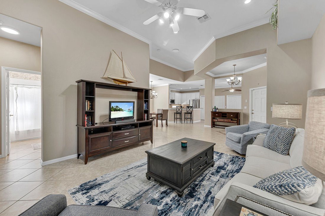 House in Naples, Florida, United States 3 - 17067631