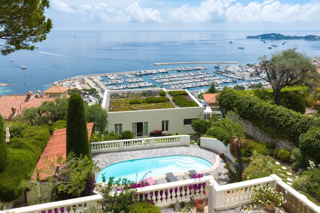 Villa in French Riviera, Provence-Alpes-Côte d'Azur, France 2 - 13958255