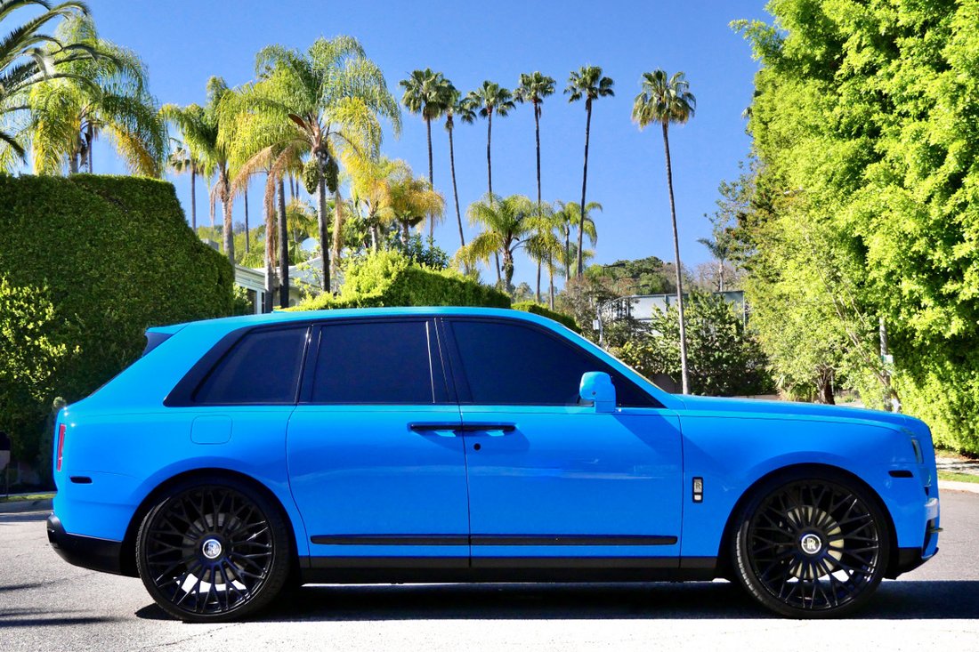 Suv in Los Angeles, California, United States 5 - 17068892
