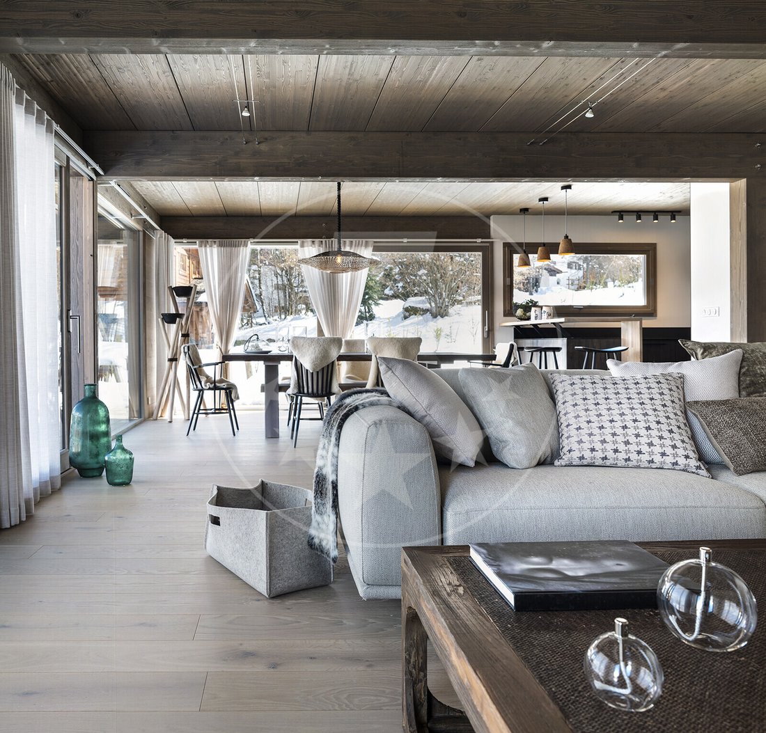 Chalet in Chamonix-Mont-Blanc, Auvergne-Rhône-Alpes, France 3 - 17070628