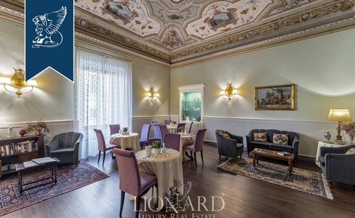 Villa in Center, Florence, Tuscany 1