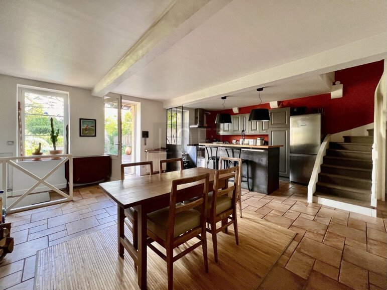 House in Saint-Caprais-de-Bordeaux, Nouvelle-Aquitaine, France 4 - 17070709