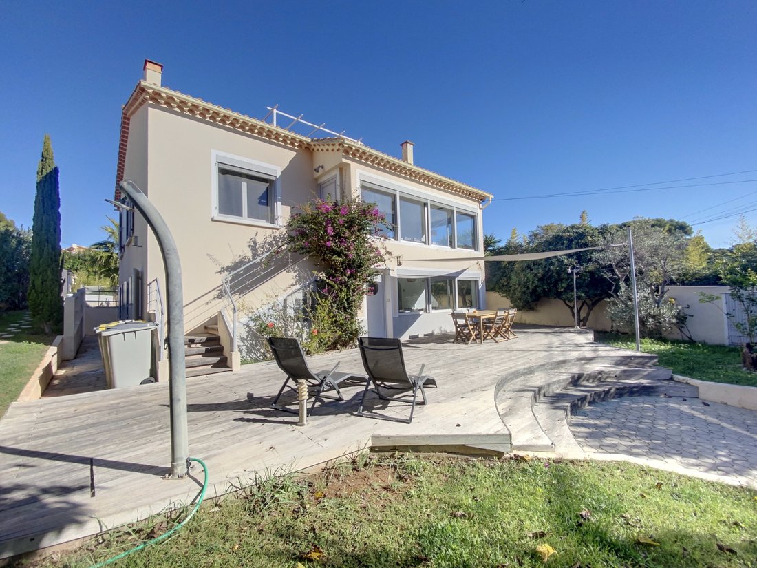 House in Coste Chaude-Mauveou, La Seyne-sur-Mer, France 3 - 17070636