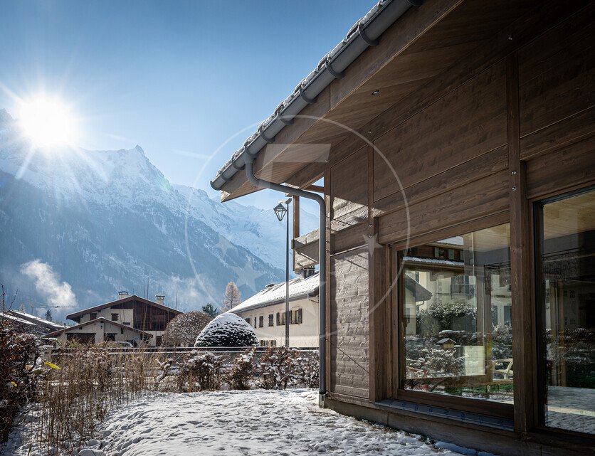 Chalet in Chamonix-Mont-Blanc, Auvergne-Rhône-Alpes, France 2 - 17070628