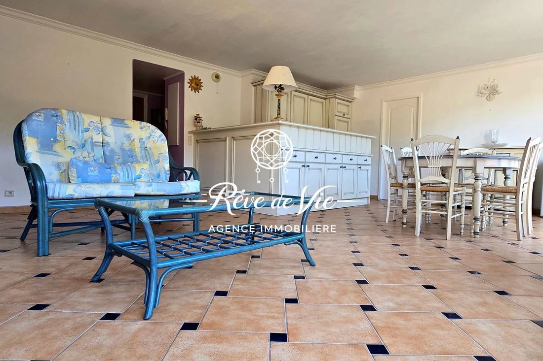 Apartment in Sud, Cavalaire-sur-Mer, France 5 - 16711461