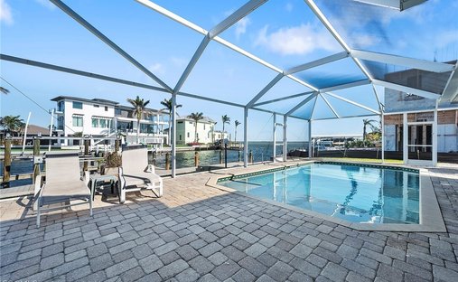 House in Fort Myers Beach, Florida, United States 1