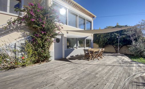 House in Coste Chaude-Mauveou, La Seyne-sur-Mer, France 1