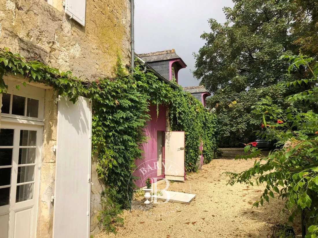 Estate in Pigny, Centre-Val de Loire, France 3 - 17063153