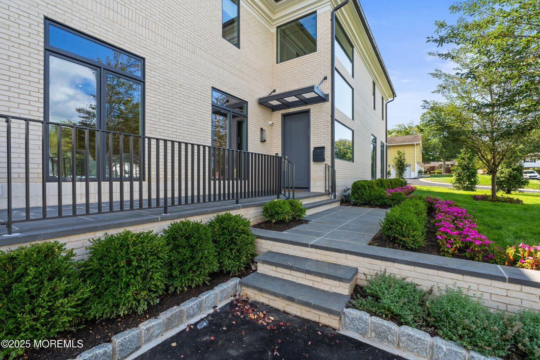 House in Long Branch, New Jersey, United States 3 - 17069604