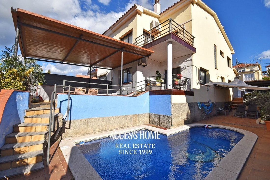 Villa in Alella, Catalonia, Spain 1 - 17068156